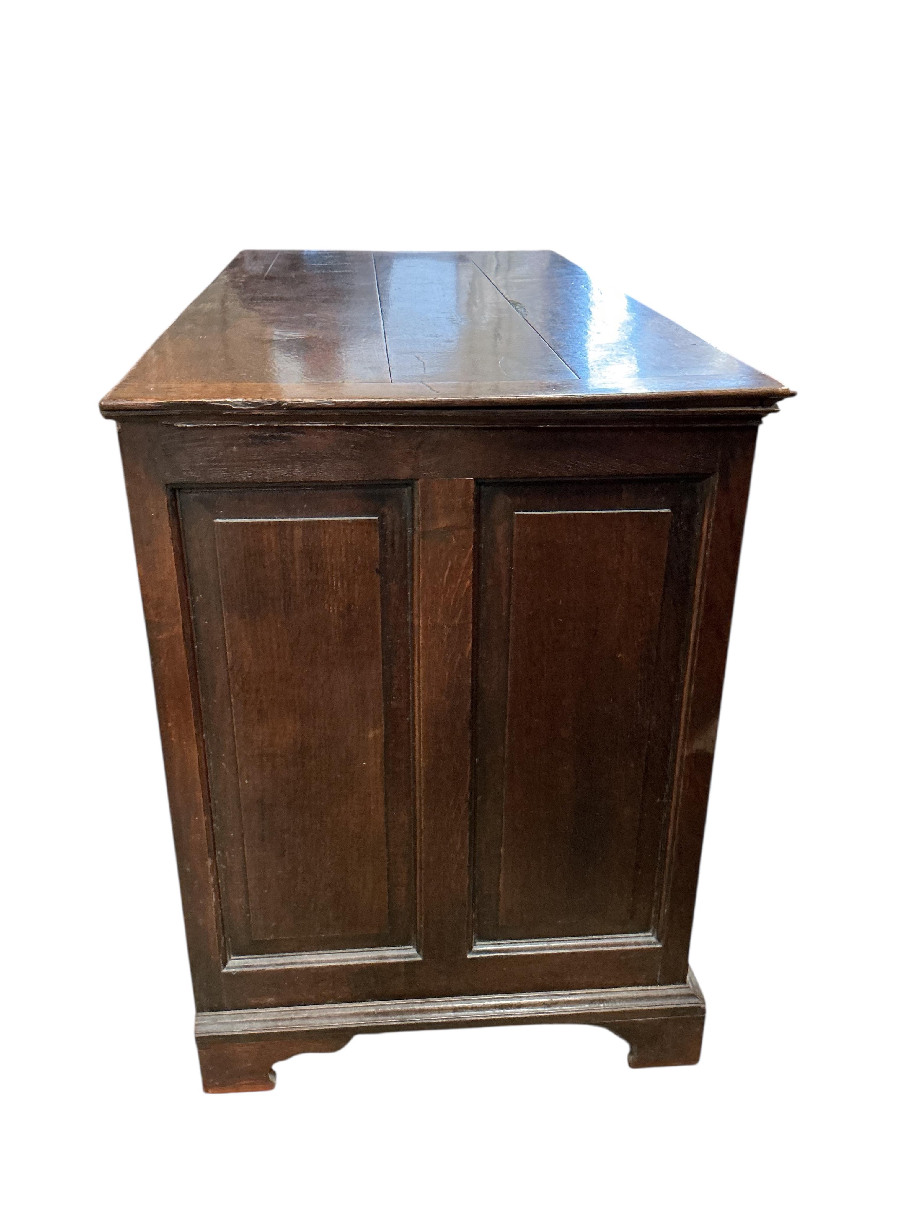 A George III oak mule chest, width 120cm, depth 60cm, height 83cm